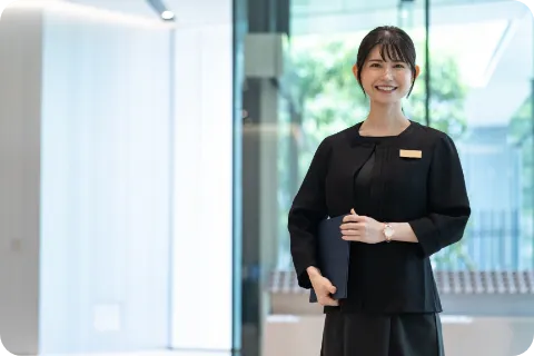 働く人のスライド画像